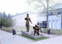 В Липецке, наконец-то, откроют памятник Учителю 