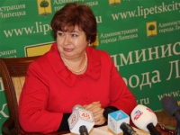 В структуре регионального ВВП торговля и бытовые услуги занимают 13% В структуре регионального ВВП торговля и бытовые услуги занимают 13%