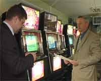 В Липецке милиционеры нашли игровые автоматы в бывшем казино 