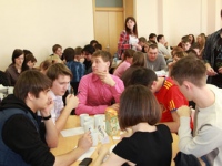 В Липецке прошла отборочная игра городского молодежного турнира «Что? Где? Когда?»