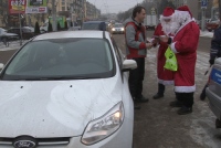 В Липецке на дороги вышли Дед Морозы