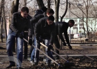 Жители Липецка возмущены мусором на улице, но на уборку не торопятся