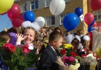 Первый звонок прозвенел для учеников новой школы Липецка на улице Кривенкова