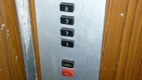 В 2013 году в Липецке заменят только шесть устаревших лифтов