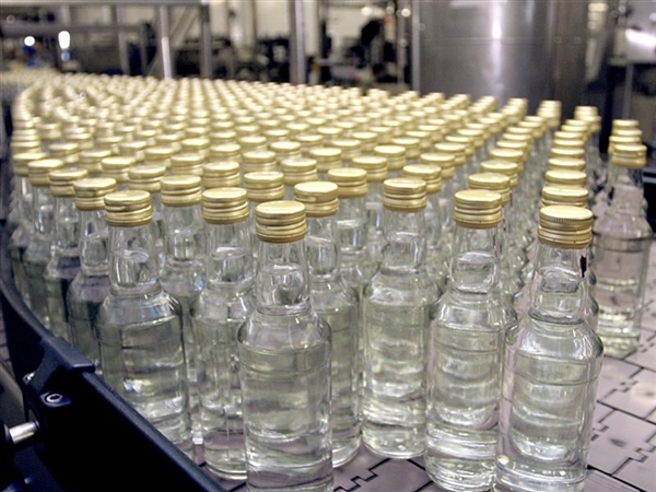 В Липецке закрыт нелегальный завод по производству водки