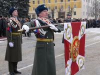 Липецкий полк внутренних войск получил боевое знамя на Соборной площади Липецка