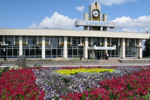Липецкий аэропорт получит часть сэкономленных в 2015 году бюджетных денег на реконструкцию