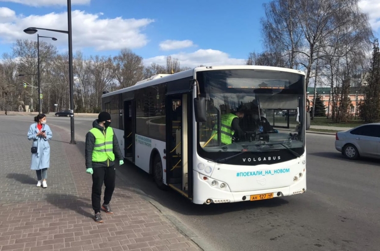 Липецкая полиция в автобусе «устроила разборки» с пассажирами без масок