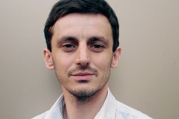 Лидер липецкого отделения «Открытая Россия» Олег Хомутинников предложил ввести ограничения для будущего президента РФ