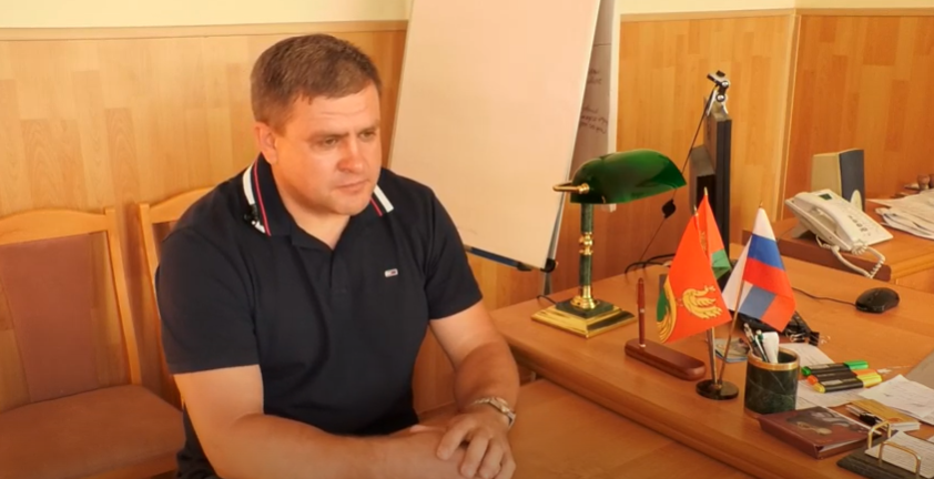 Сергей Иванов готов временно покинуть пост главы Тербунского района после обжалования решения суда