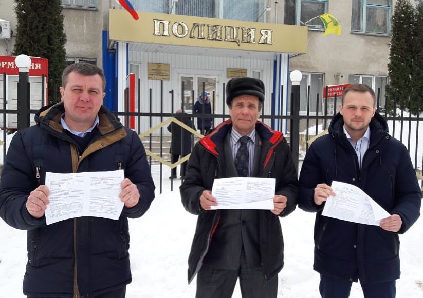 Акция протеста закончилась для липецких депутатов возбуждением административного дела
