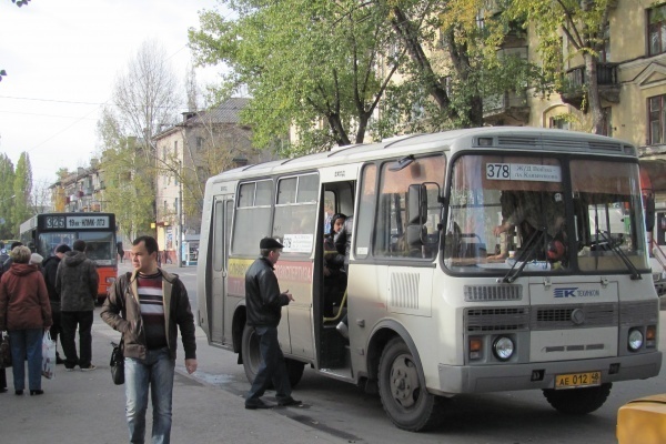 Власти Липецка могут убрать частных перевозчиков с городских улиц?