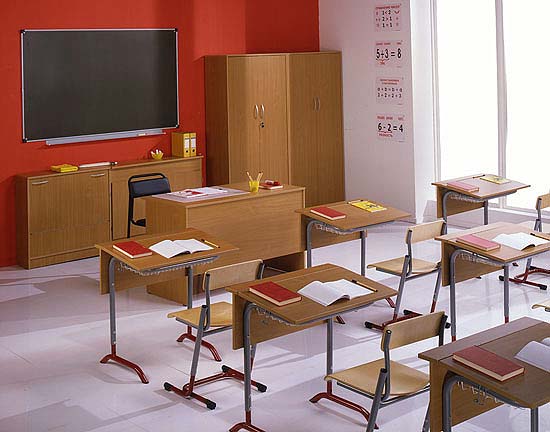 Липецкая компания «Аист» в 2016 году планирует освоить выпуск школьной мебели