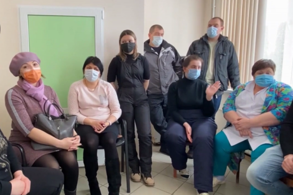 Жалобы работников елецкой больницы аукнулись главврачу возбуждением административных дел 