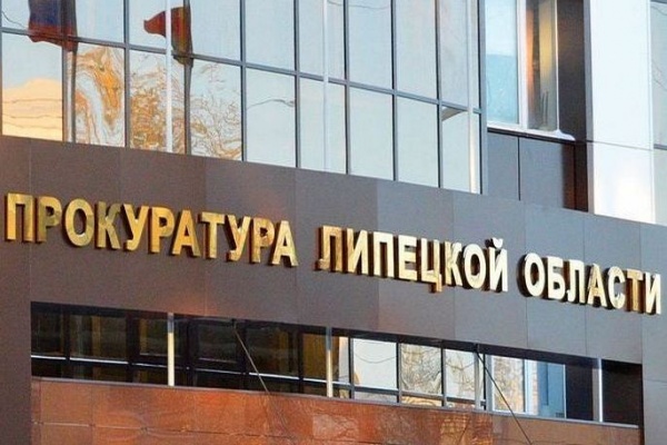 Прокурор выявил факт оплаты незаконченных работ в сквере Ельца