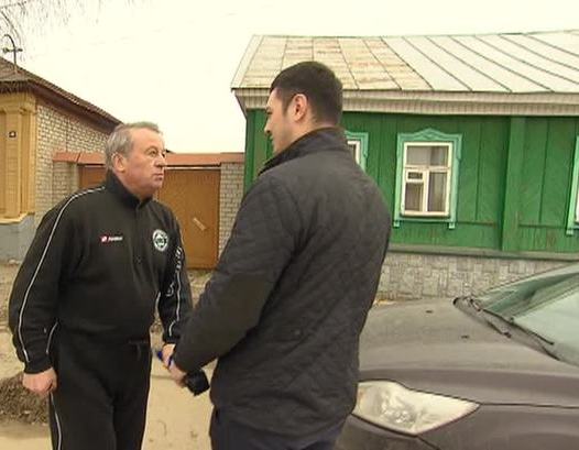 Бывший мэр города Ельца Липецкой области угрожал московским журналистам топором