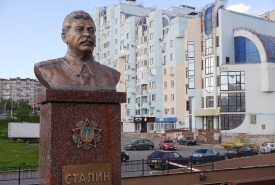 Прокуратура вынесла предостережение вице-мэру Липецка за установку памятника Сталину