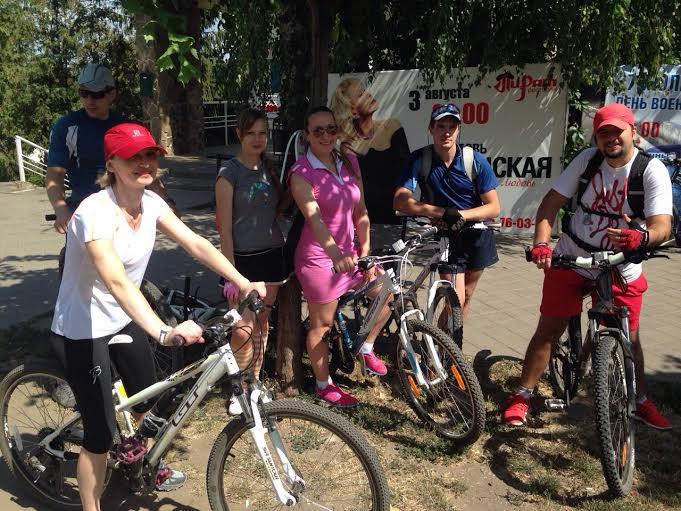 В Тамбове сотрудники Сбербанка организовали велопробег по городу 