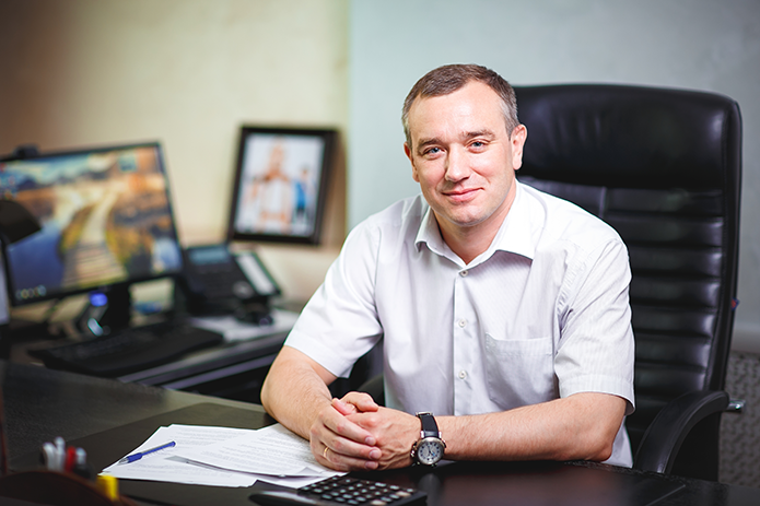 Председатель совета директоров ГК СУ-5 Михаил Захаров может перекинуть свой бизнес из Липецка в Сочи?