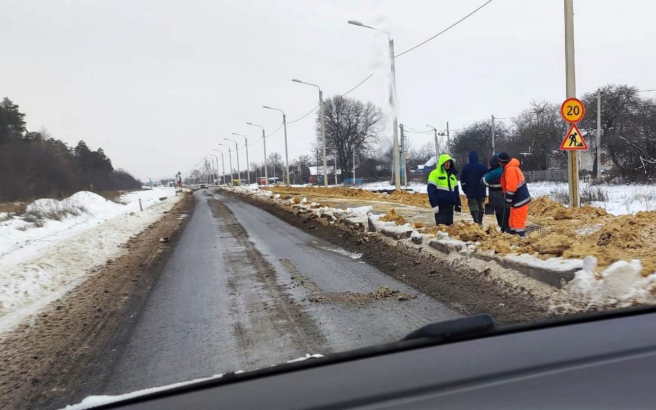 Прокуратура разберется в запоздавшем ремонте дороги в Усмани | LIPETSKNEWS  - липецкий новостной портал