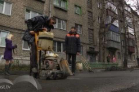 Подрядчики винят погоду в невыполнении плана по ремонту дворов