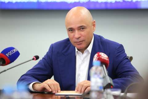 Губернатор Игорь Артамонов выразил недовольство работой липецкого префекта за срыв госпрограмм