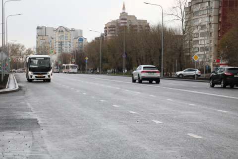 Губернатор Игорь Артамонов впервые прокатился в Липецке на автобусе по обновлённому проспекту Победы