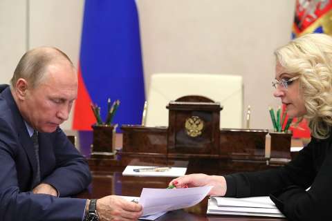 Владимиру Путину доложили о дорогостоящем надземном переходе в «никуда» в Липецкой области
