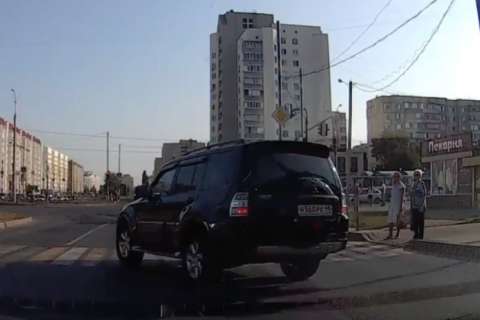 Возмещение ущерба по ДТП липецким автомобилистам стало бизнесом?