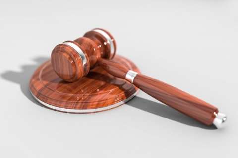 Суд «прикрыл» деятельность шести липецких «управляшек»
