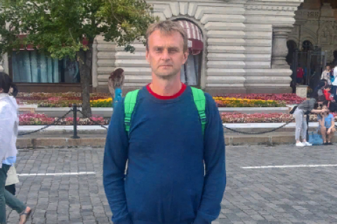 Скандального липецкого журналиста насильно доставили в СК по делу об оскорблении представителя власти