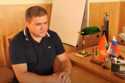Липецкий префект Сергей Иванов получил три года условно по делу о «хищении» песка