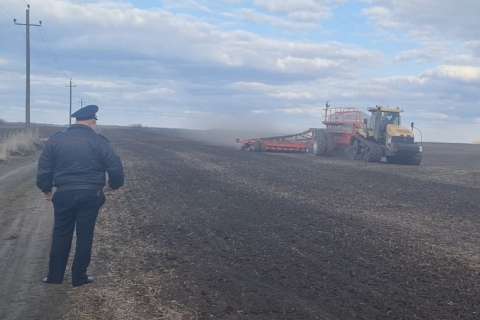 Прокуратура проверяет законность захвата полей в Липецкой области
