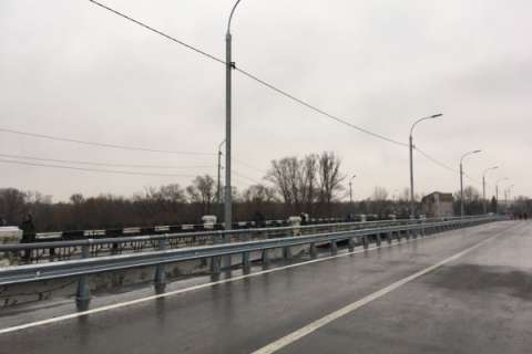 Липецкие чиновники выбили у московского подрядчика 6 млн рублей за некачественный ремонт Петровского моста