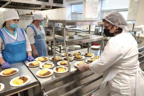 За новым оператором питания в липецких школах установят «тотальный» контроль