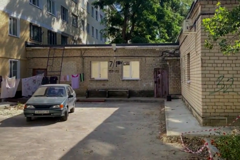 Проживающие в здании бывшей столовой липчане не могут добиться от чиновников мэрии новых квартир