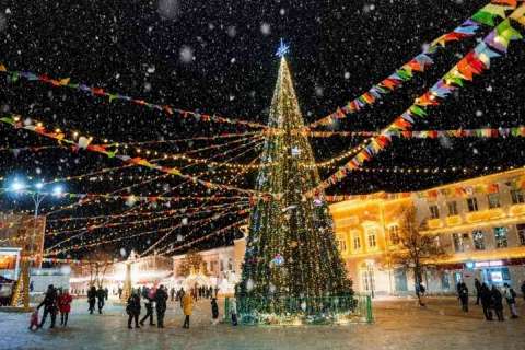 Власти Ельца закупят новогодние декорации на 21 млн рублей