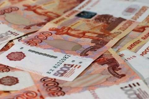 С липецких работодателей судебные приставы взыскали 10,5 млн рублей долга по зарплате
