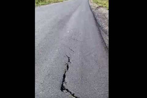 Липчан возмутили трещины на недавно отремонтированной дороге «Веселое – Долгоруково»