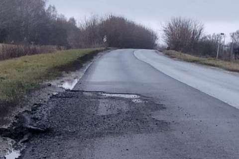 «И так сойдет?» Липчане возмутились качеством ремонта дороги в Тербунском районе