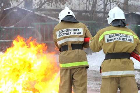 Вознаграждение липецким добровольным пожарным за спасение людей увеличилось до 25 тысяч рублей