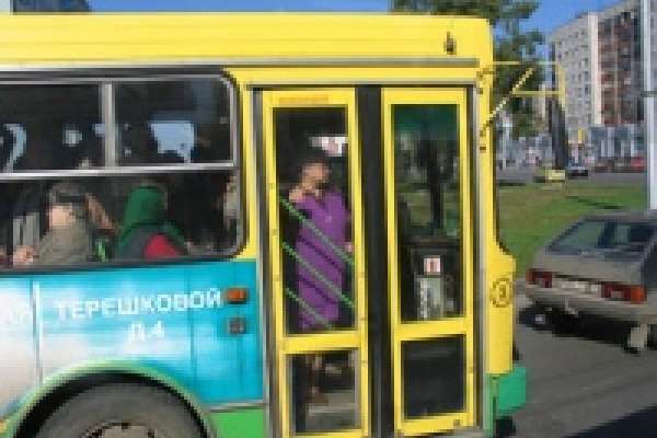 Липчан повезут на кладбища Липчан повезут на кладбища