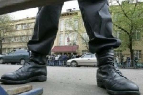 16-летний боксер нокаутировал милиционера 16-летний боксер нокаутировал милиционера