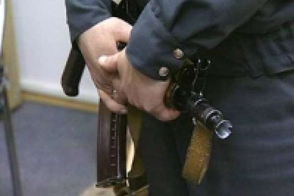 В Липецкой области пьяный водитель напал с ножом на милиционера