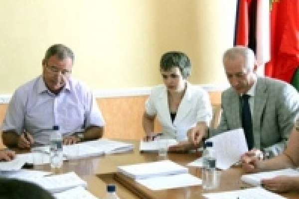 Упрощается процедура получения государственных и муниципальных услуг Упрощается процедура получения государственных и муниципальных услуг