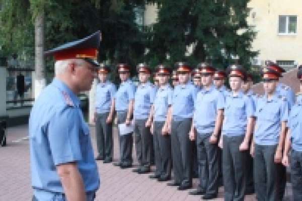 Полицейский отряд из Липецка будет охранять авиасалон «МАКС-2011» Полицейский отряд из Липецка будет охранять авиасалон «МАКС-2011»