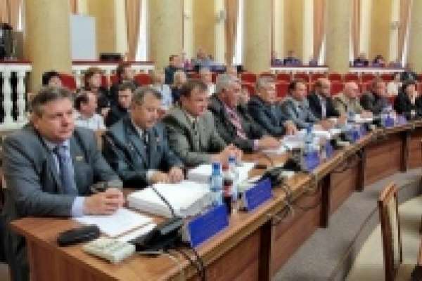 Депутаты приняли закон, который регулирует работу спецстоянок для задержанного транспорта Депутаты приняли закон, который регулирует работу спецстоянок для задержанного транспорта