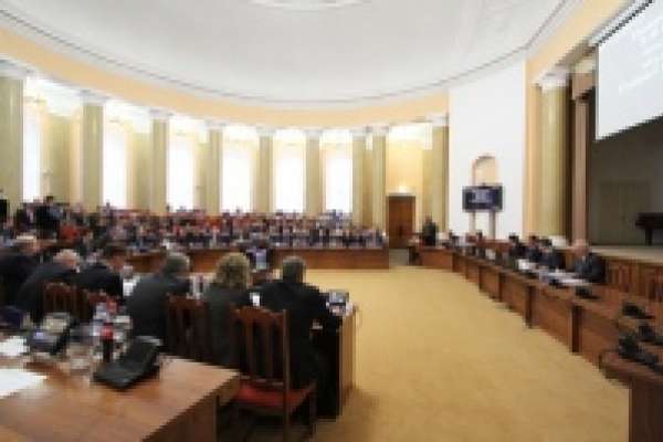 В Липецкой области увеличены выплаты на оплату услуг ЖКХ В Липецкой области увеличены выплаты на оплату услуг ЖКХ