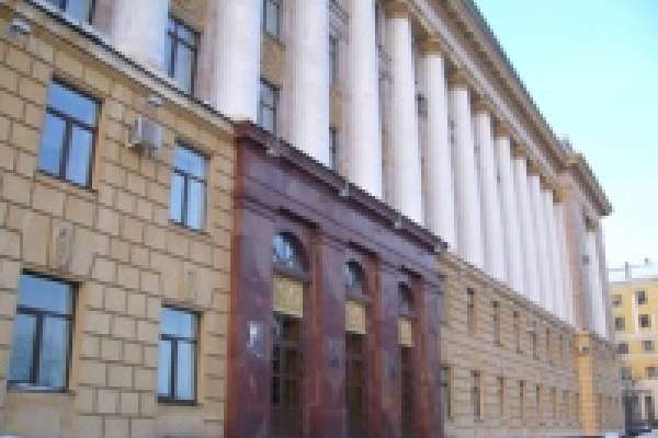 Высшую награду Липецкой области получили ученый и писатель