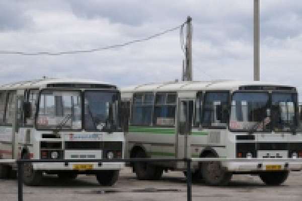 Часть своего пути в Грязи пассажиры автобусов будут преодолевать пешком